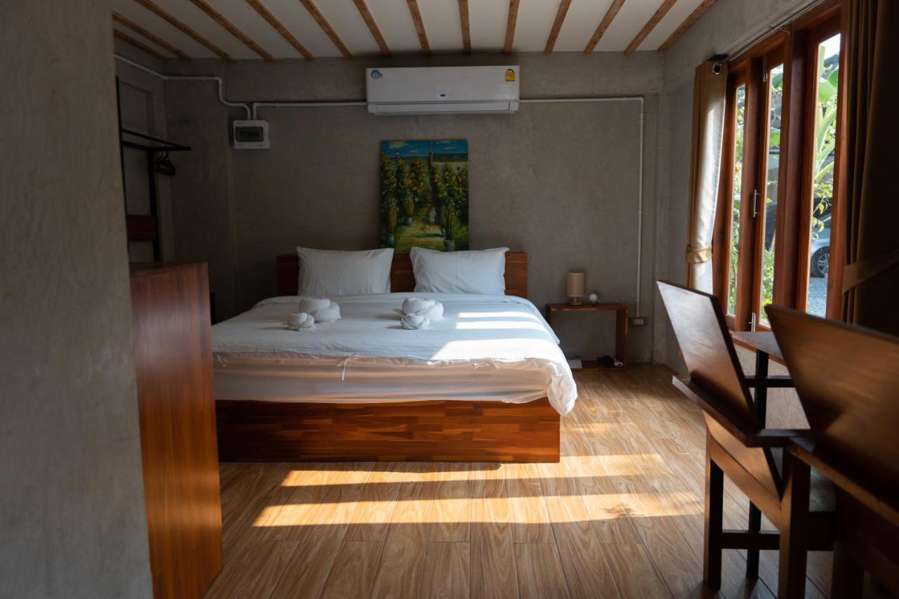 Banmai87 Guest House บ้านไม้87 เกสต์เฮ้าส์ Phra Nakhon Si Ayutthaya Luaran gambar