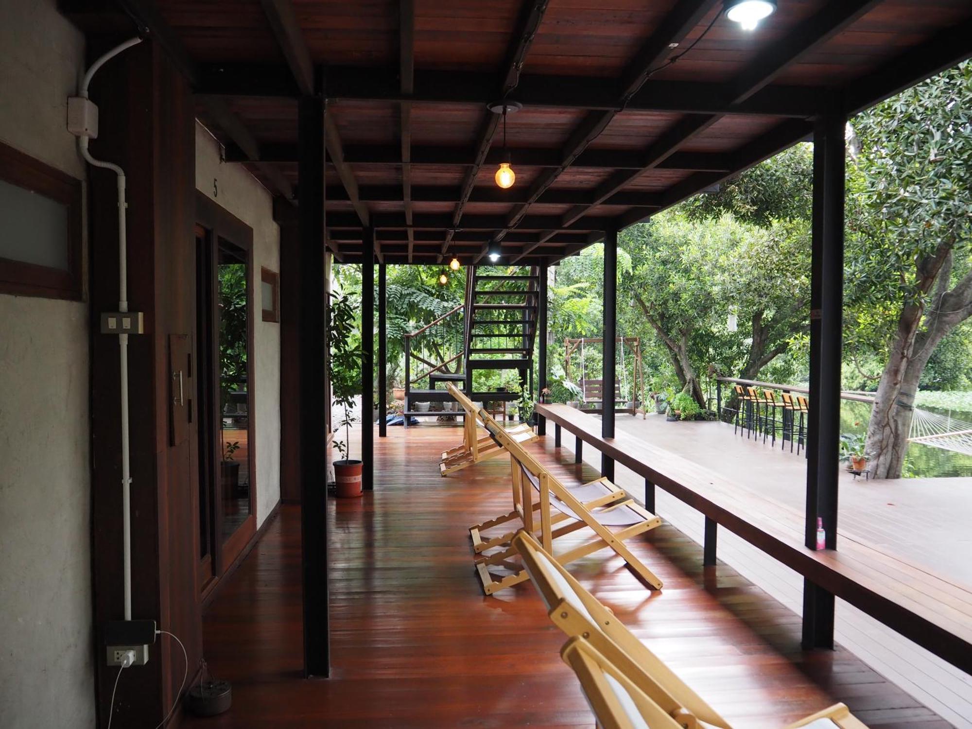 Banmai87 Guest House บ้านไม้87 เกสต์เฮ้าส์ Phra Nakhon Si Ayutthaya Luaran gambar